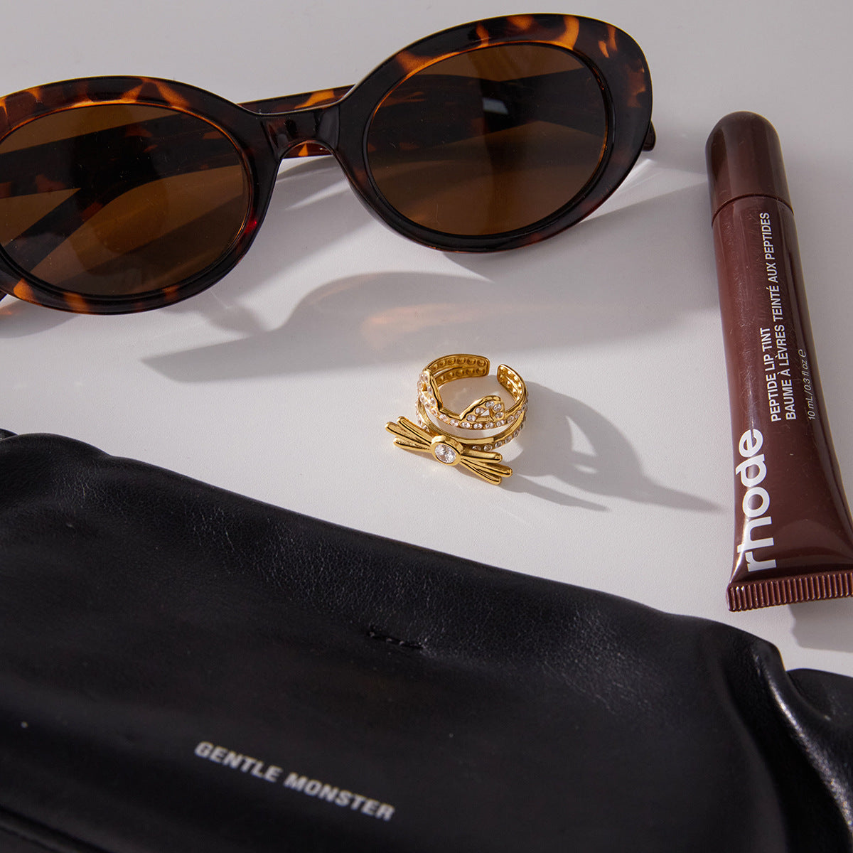 18K Gold Sunburst Diamond Ring – Vintage Statement Ring for Women