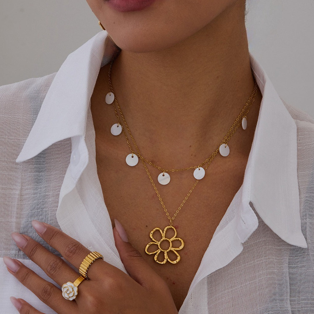 Layered Flower Pendant Necklace with White Discs