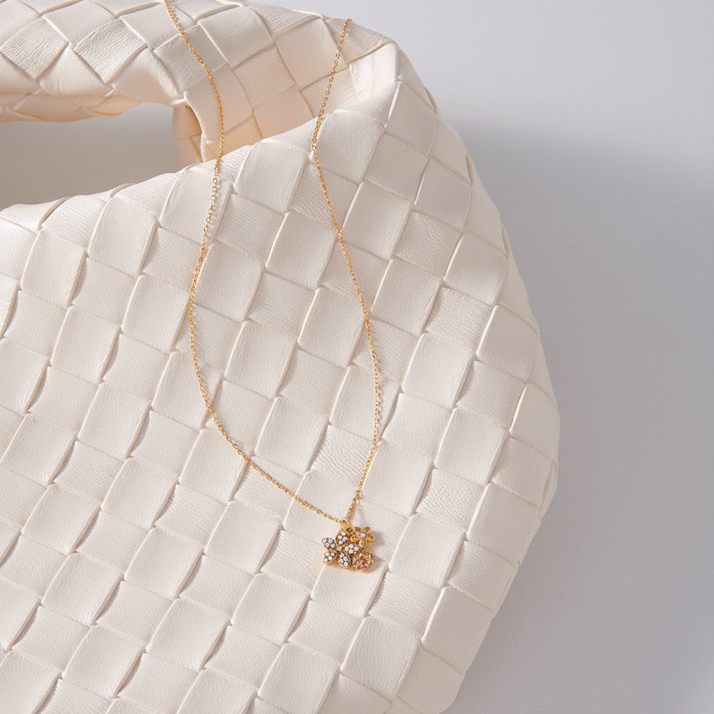 Dainty Gold Layered Necklace with Floral Pendants – Elegant Flower Charm Necklace for Women