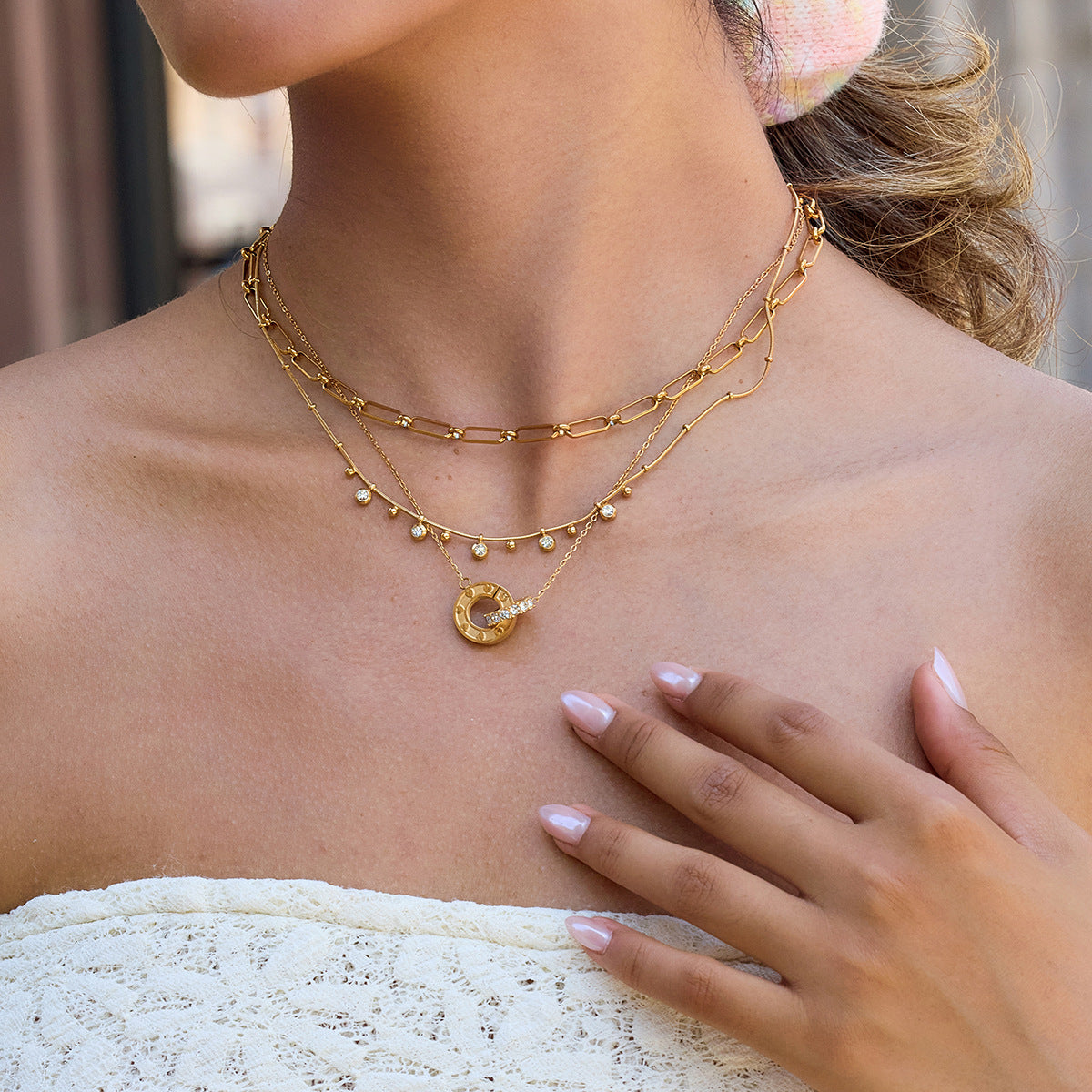 Dazzling Gold - Plated Chain - Link Necklace with Crystals