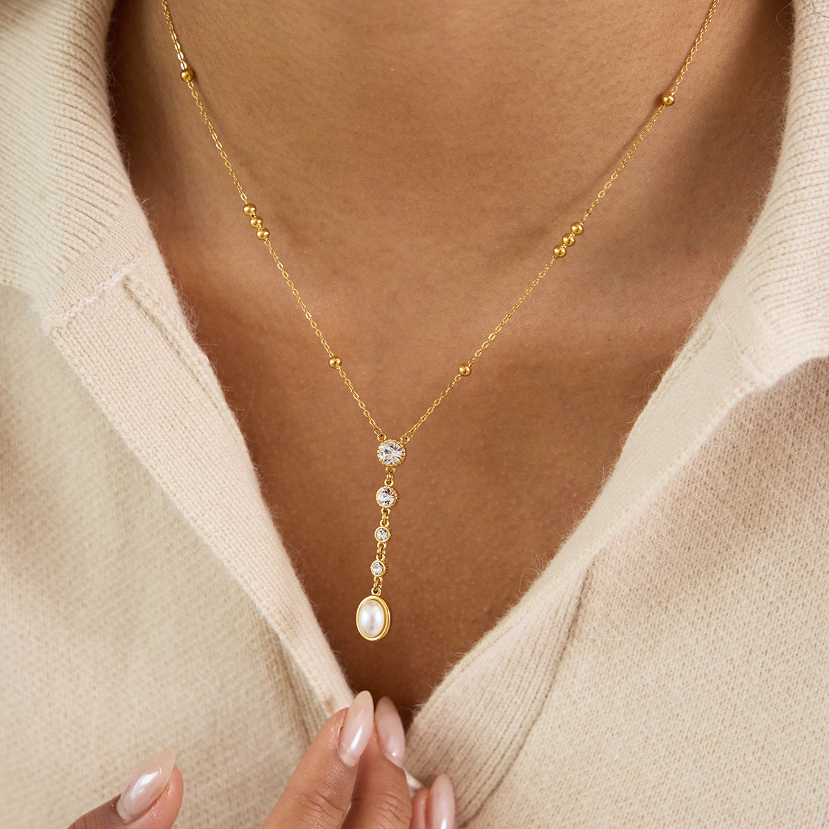 Elegant Gold - tone Y - shaped Necklace with Pearl and Crystal Drop