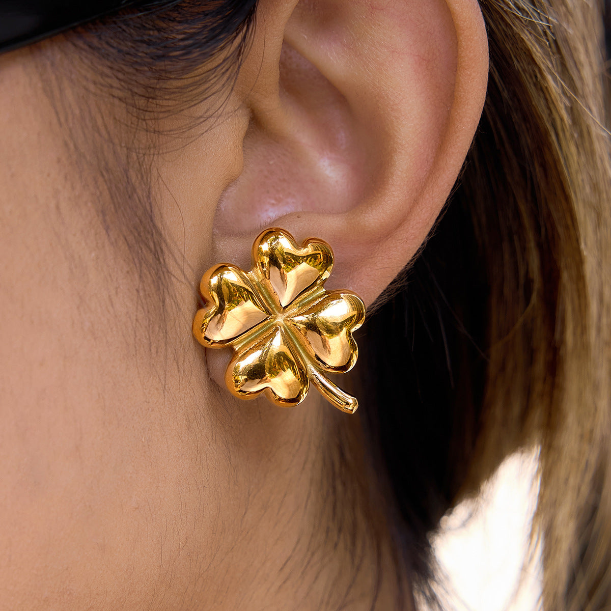 Stainless Steel Four-Leaf Clover Heart Earrings