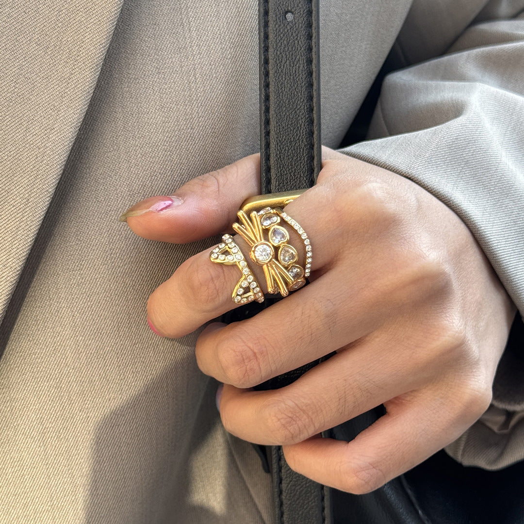 18K Gold Sunburst Diamond Ring – Vintage Statement Ring for Women