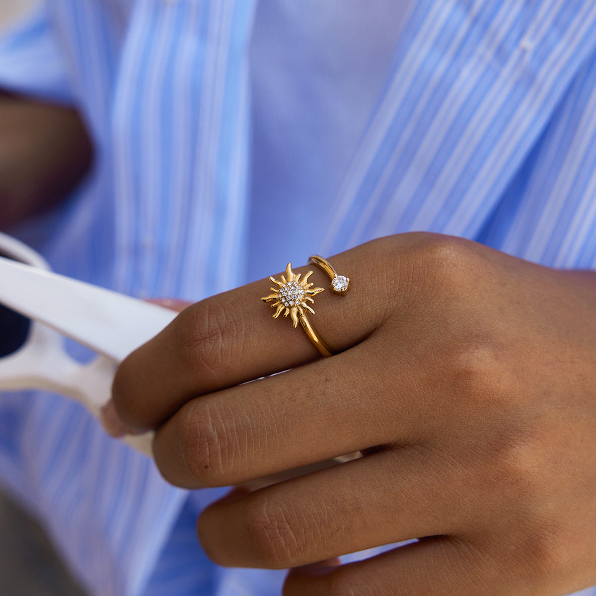 Sunburst & Solitaire Gold Ring Set – Stackable Statement Rings for Women