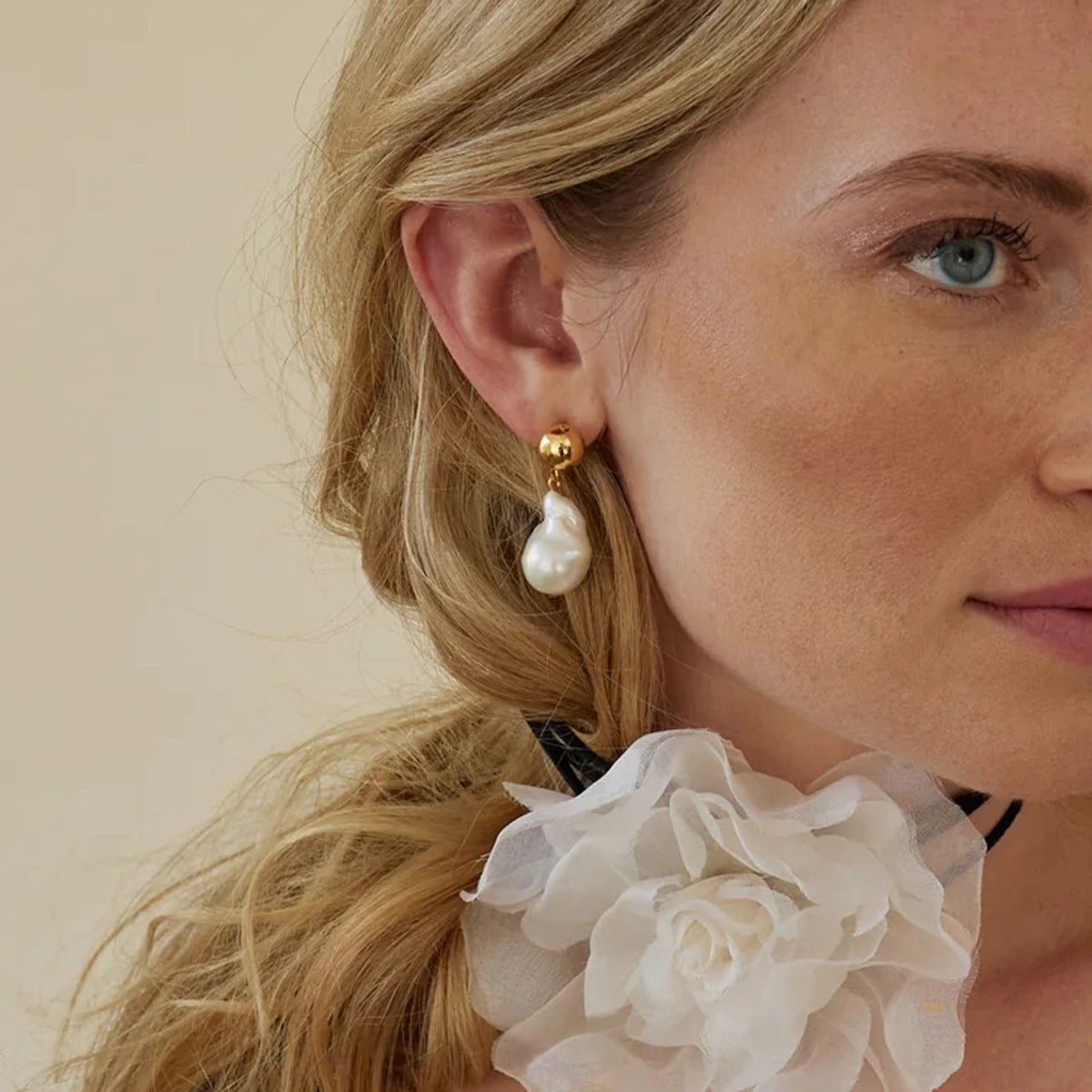 Stainless Steel Pearl Stud Earrings