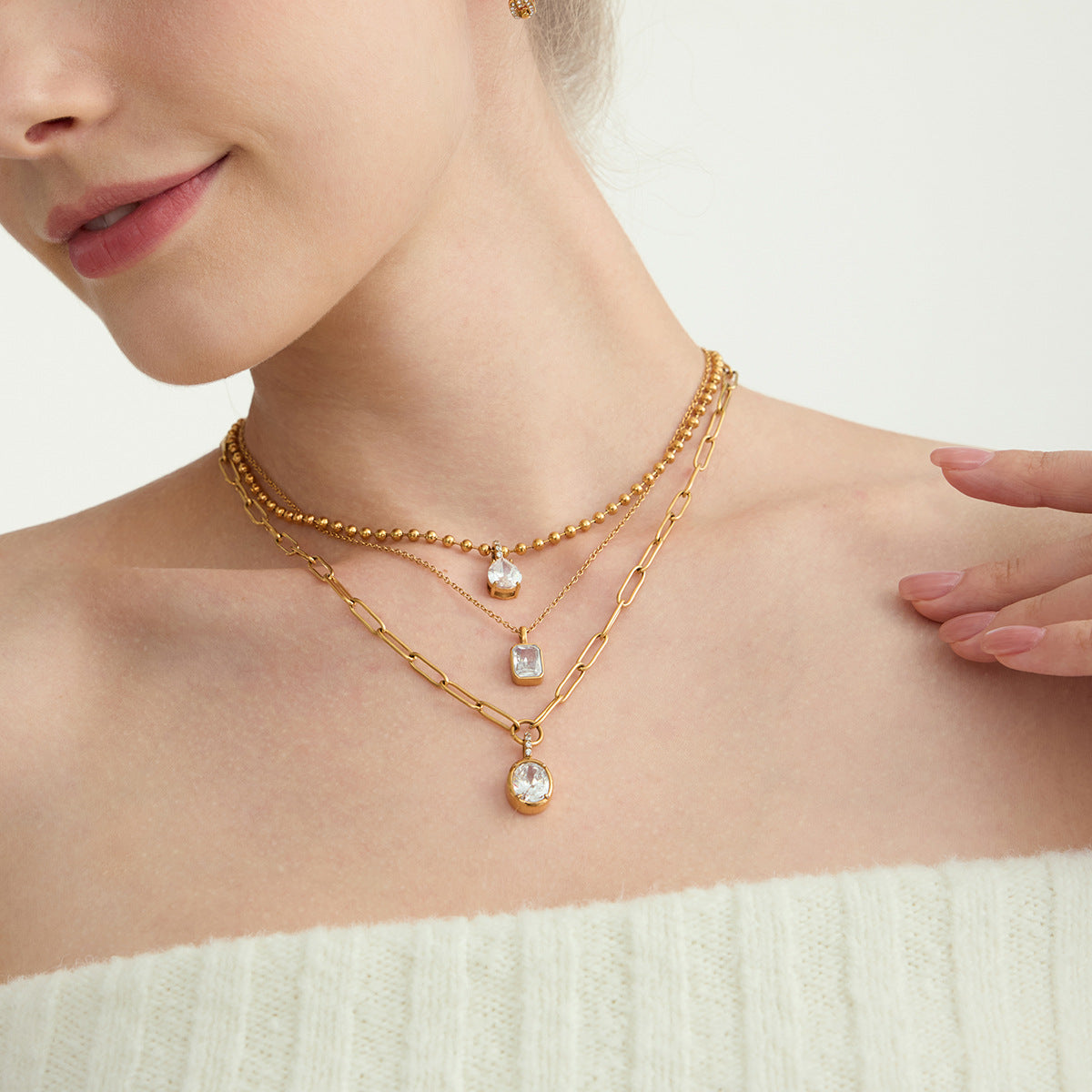 Solitary Diamond Pendant Necklace -- Exquisite and Elegant Jewelry